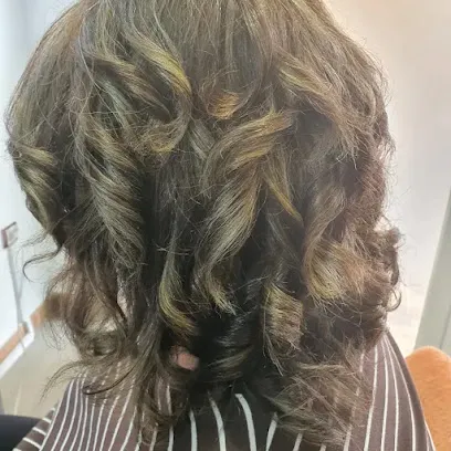Peluqueria Haircut