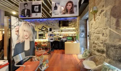 Peluqueria Honekin Estilistak Ileapaindegia