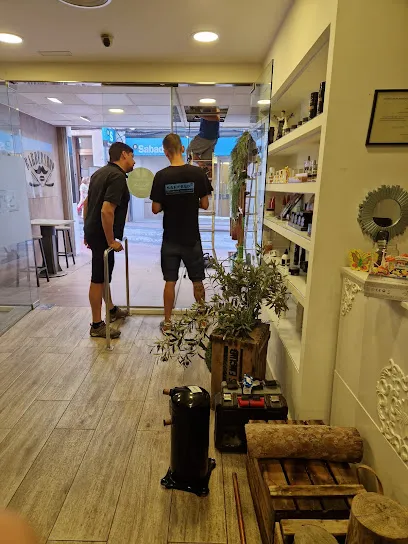 Peluqueria i Estética Tint's