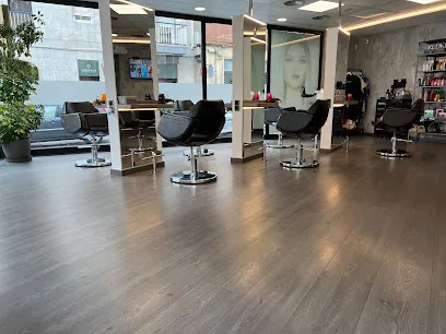 PELUQUERÍA IL SALONE MATARÓ