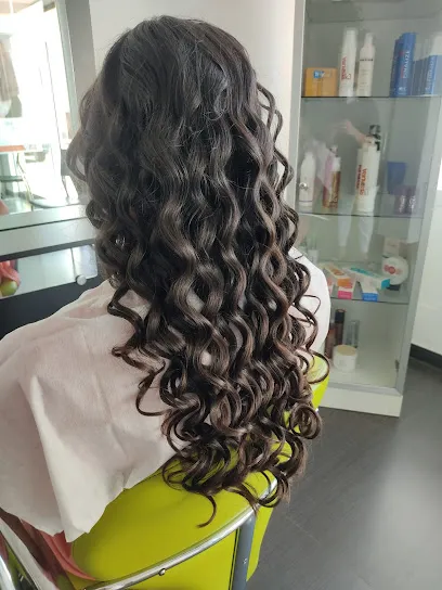 PELUQUERIA INNAF