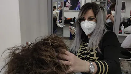 PELUQUERÍA LAURA.