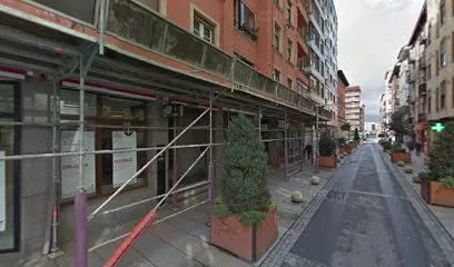 PELUQUERIA LIANIZ