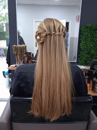 Peluquería Lourdes Zamorano