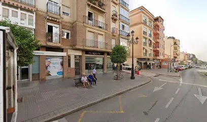Peluquería Low Cost | Vivar Téllez
