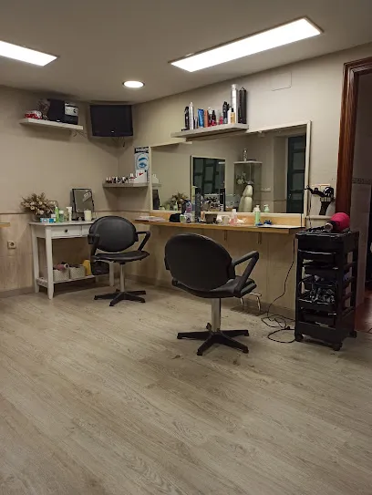 PELUQUERIA MARIA REGUEIRO