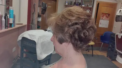 PELUQUERÍA PEDRO UNISEX.