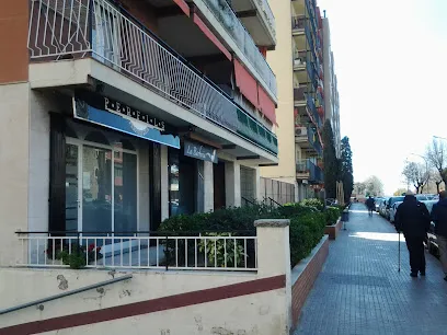 PELUQUERÍA PERFILS