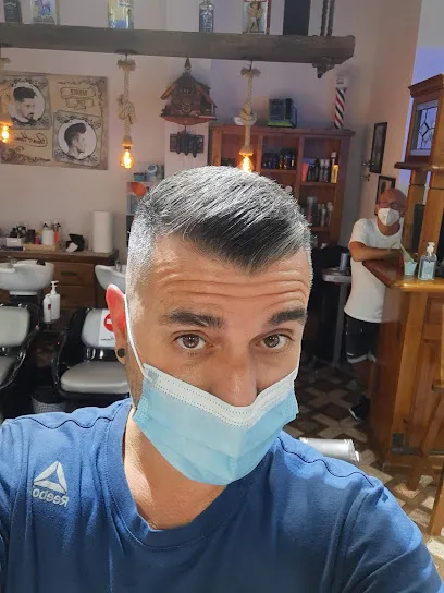 Peluquería Pour Homme Finca España