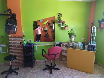 Peluquería Raquel (Córtate Un Pelo)