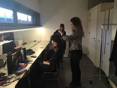 Peluquería Renova't Studio Hair S.L