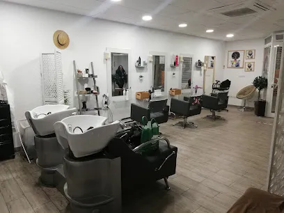 Peluquería Stylos Ponce unisex