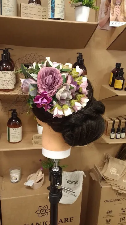 PELUQUERIA TRENA, AMPARO RUIZ