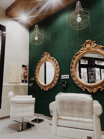 Peluquería Victoria Eugenia Hairstyle
