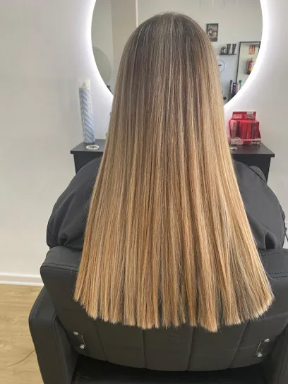 Peluqueria y barbershop Eva Galisteo