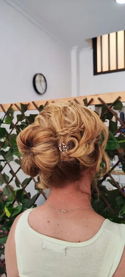 Peluquería y Estética Adaisa Quintana