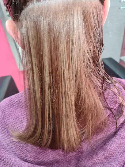 Peluqueria y Estetica El y Ella