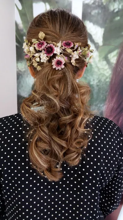 Peluquería y estética Fémina