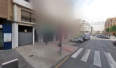 Peluquería y Estética La Quinta Avenida