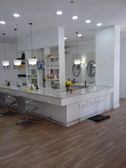 Look's drybar