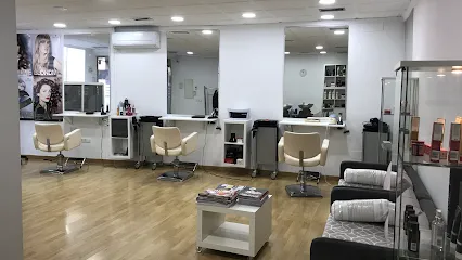 Peluquería y Estética Mc