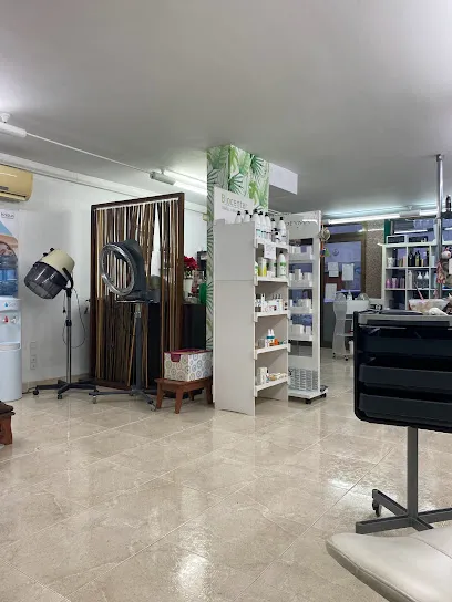 Peluqueria y Estetica Nou Estil