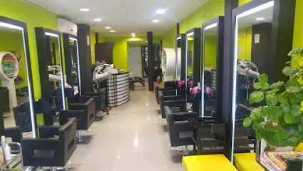 Peluqueria y estetica uno estilistas