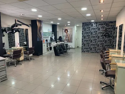 Peluquerias Eseene | C. d'Oltà, Nº 47