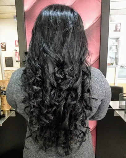 Perruqueria i Estètica Salon Glamour.