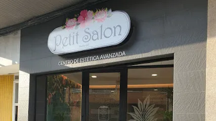 Petit Salón