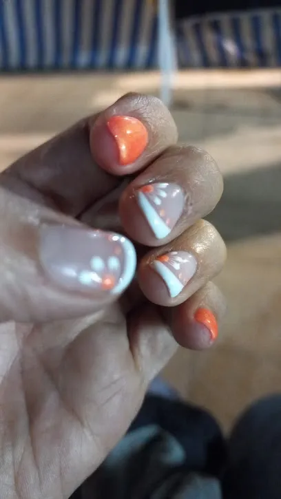 PILI Nails