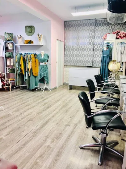 Por los Pelos Peluquería y Tienda de Ropa