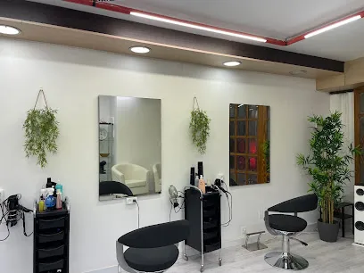 Priscila Beauty Salon | Salón de Peluquería