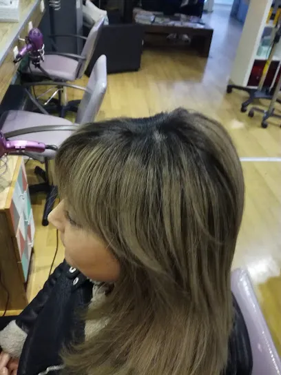 PyP Salon de Peluqueria