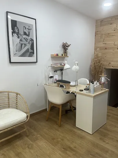 RI Nails & Beauty Salón