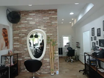Salon de Belleza Aguademar