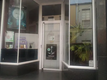 Salon de Peluqueria estetica SCALA