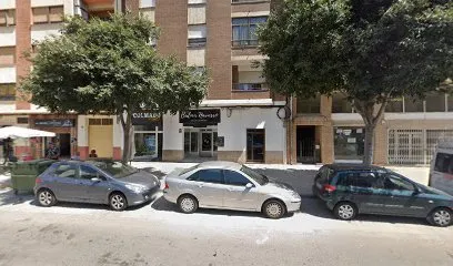 Salón de Uñas by Sandra González