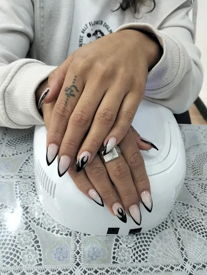 Salón de Uñas*