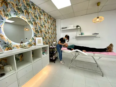 Salón Estética y Peluquería Lucía García