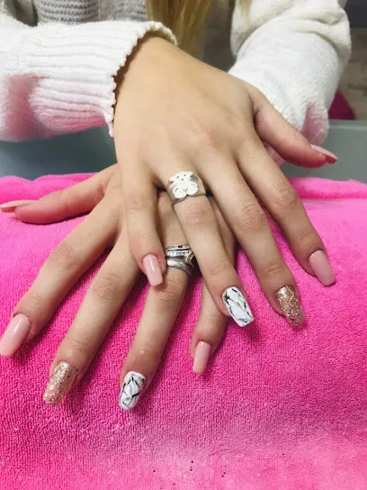 Sara Nails