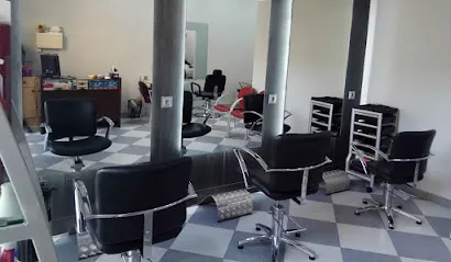 Saray peluquería y estética