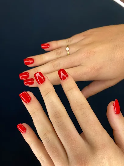 SISI Nails