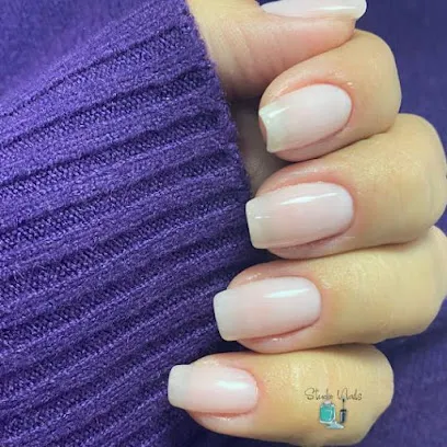 Studio Nails