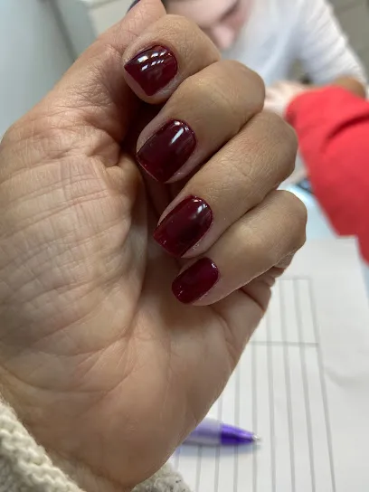 SUI | BELLEZA y Uñas