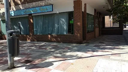Sulanita uñas