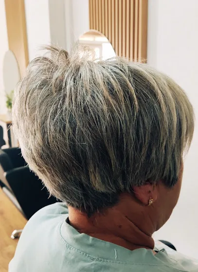 T&M Peluquería