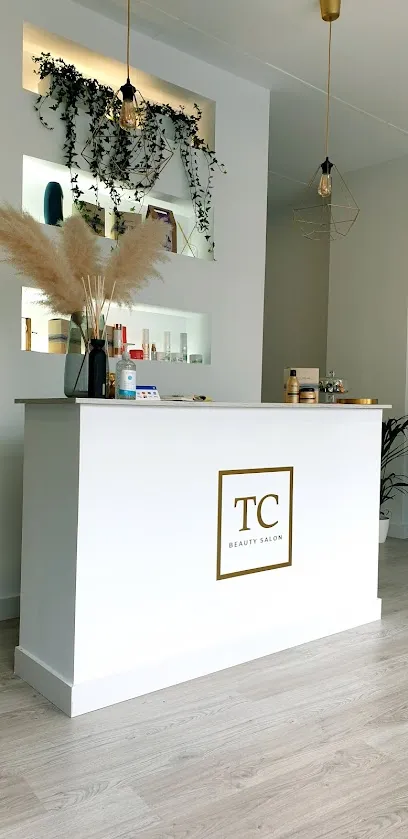 Tati Cristina Beauty Salon