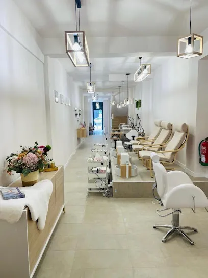 Tayta Nails Studio