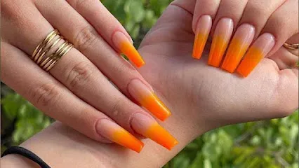 Trang Nails